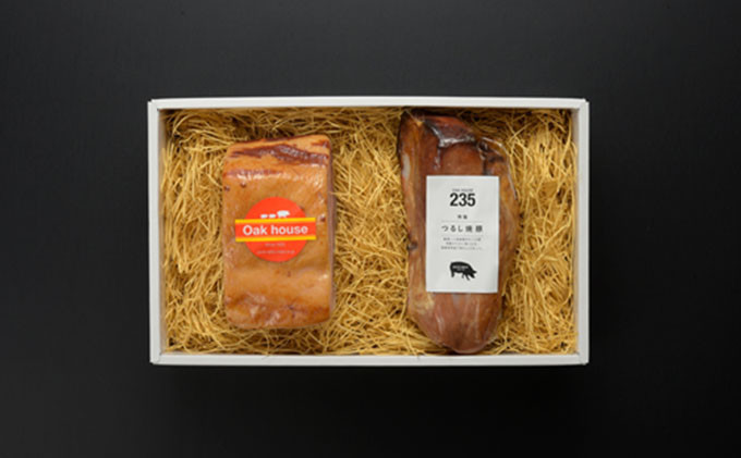 
                  直火つるし 焼き豚 ベーコン セット 肉 加工品 惣菜 OAKHOUSE235 グルメ セット おつまみ 焼豚 bacon 人気 ギフト おもてなし お取り寄せ 豚肉 贈答 お歳暮 お中元 贈答用 母の日 父の日 送料無料 ビール つまみ トッピング 冷蔵 湘南 サイトウミート 神奈川県 平塚市
                