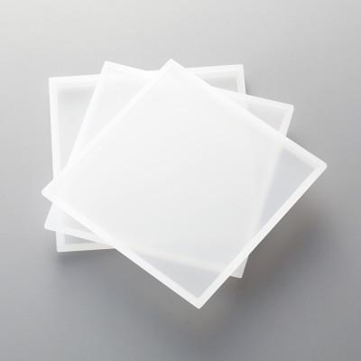 ふるさと納税 鯖江市 越前塗 彩雲市松 50三段重 吟朱 15×15×15.7cm シール蓋付 |  | 01