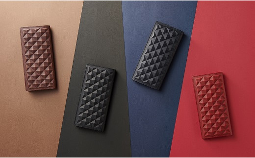 神戸牛の皮革を使用した陰影長財布（ブラック）