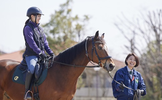 乗馬 初心者歓迎！馬とふれあう感動体験 東武乗馬クラブ＆クレインの乗馬体験1回コース | 乗馬 じょうば 初心者 体験 関東  アクティビティ 東武動物公園 馬 ふれあい レッスン 初回 子供  親子  大人 趣味  乗馬クラブ 初心者歓迎 馬に乗る 休日 レジャー アウトドア 習い事 馬術 入門 非日常 自然 チケット ギフト 乗馬スクール 短時間  動物 触れ合い ふれあい 埼玉県 宮代町