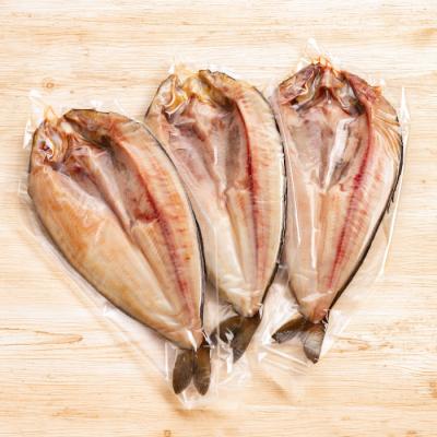 ふるさと納税 紋別市 【低温熟成乾燥】特大真ほっけ開き3枚 |  | 02