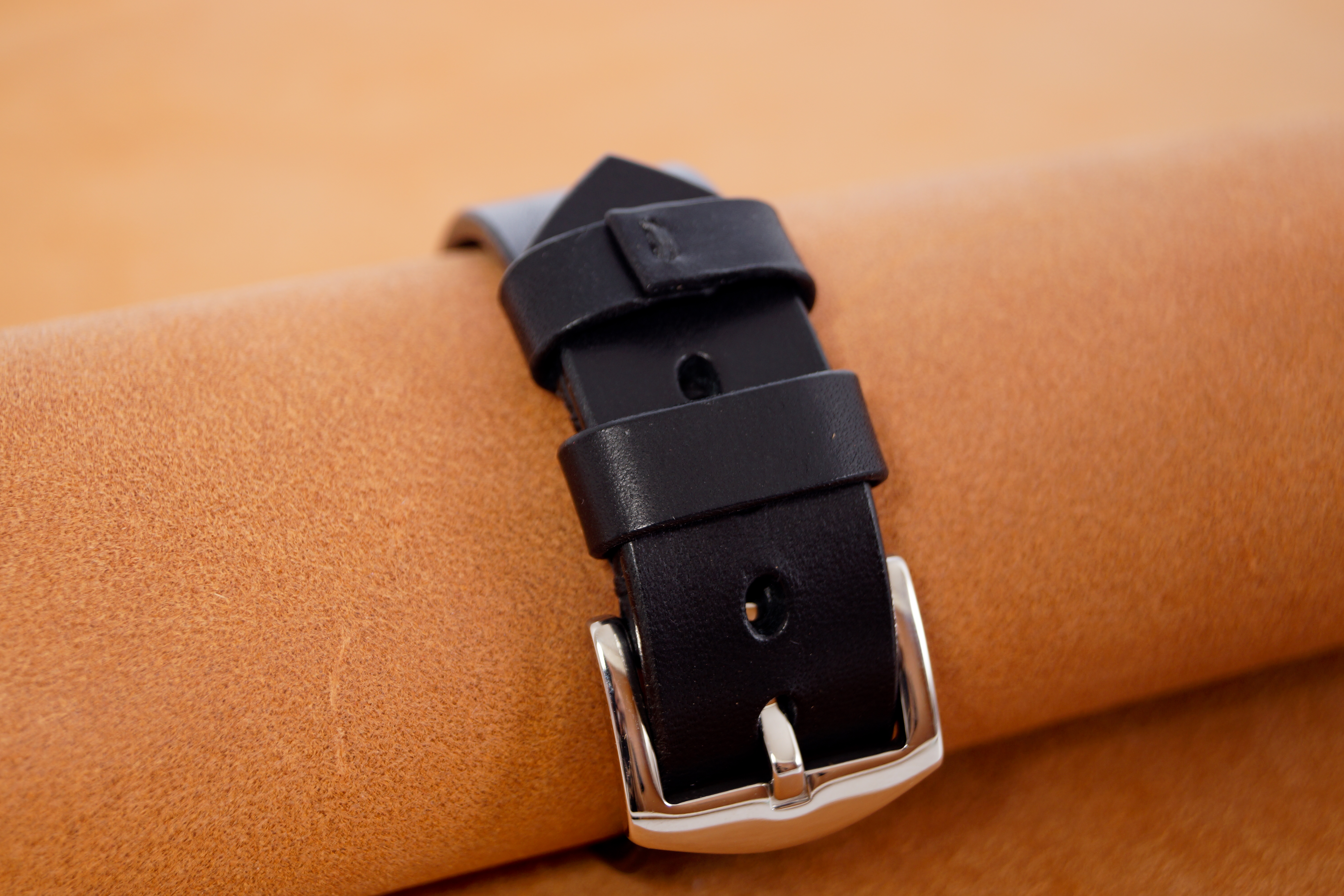 Bottega Glicine Apple Watch Band 本革 22mm ブラック  38mm/40mm/41mm　Sサイズ  172-014-BK-1-S