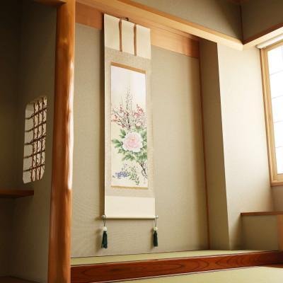 ふるさと納税 本巣市 掛け軸「四季花」 中村遠州 尺五立 サイズ:190×54.5cm 掛け軸 年中掛け 常用 |  | 03
