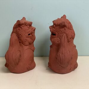 シーサー (小・赤) 沖縄土産 雑貨 シーサー 玄関 置物 沖縄市 / てぃーち工房[BCBA003-03]