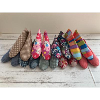 ふるさと納税 高槻市 色柄おまかせシューキーパーL(ラージ)5足セット |  | 02