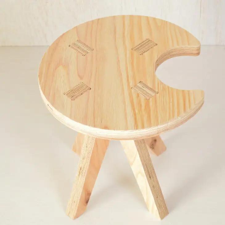 親子でイスづくりが楽しめる！ 木製イス 《つき》 OTOMO STOOL mini 【613-3】
