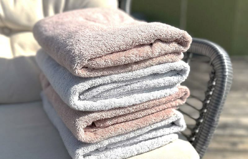 【最高の吸水性／エアリーシュタオル】フェイスタオル２枚ギフトセット（ライトグレー） 010B1077_イメージ4