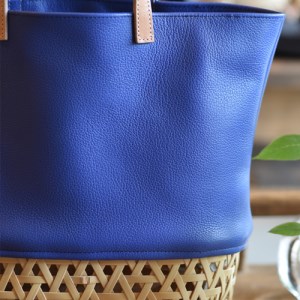 BB002-2　竹と牛革のカゴバッグ　ブルー