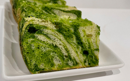 シフォンケーキ（飛騨ほうれん草マーブル）1ホール 8カット（ 1カット15g）計 120g　シフォンケーキ ホウレンソウ ホウレン草 シフォン 手作り こだわり おすすめ 馬瀬 下呂市 洋菓子 ケーキ