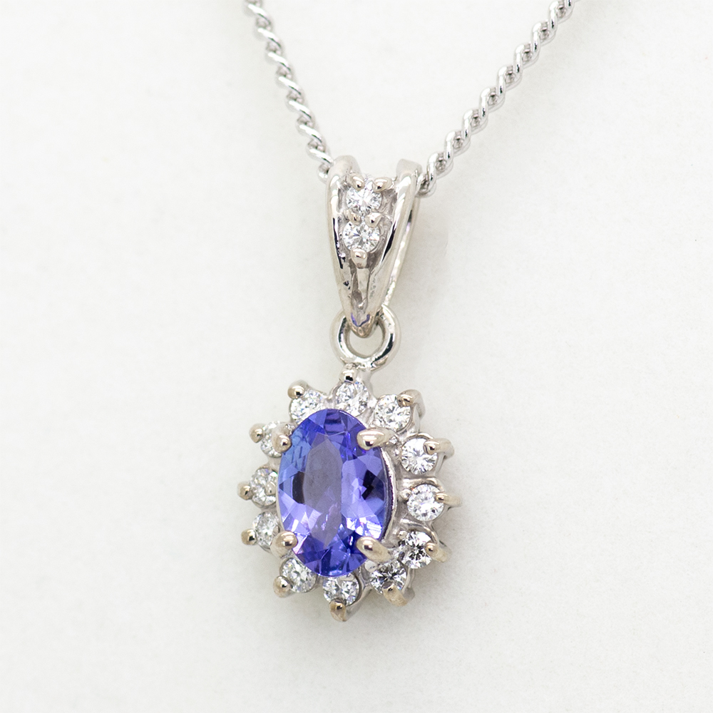 タンザナイト ペンダント 0.3ct K10WG （13403）　[山梨 ペンダント ネックレス タンザナイト ゴールド ジュエリー]　BR-61
