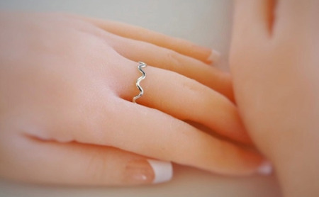 シルバーリング アクセサリー ウェーブ リング 選べるサイズ 指輪 アクセサリー ジュエリー 