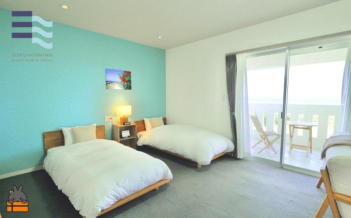 徳之島リゾートホテル＆オフィス宿泊券（お二人様 朝食付） ( ホテル リゾート オーシャンビュー プール BBQ 星空 観光 宿泊 鹿児島 奄美 徳之島 世界自然遺産 海 朝食付 )