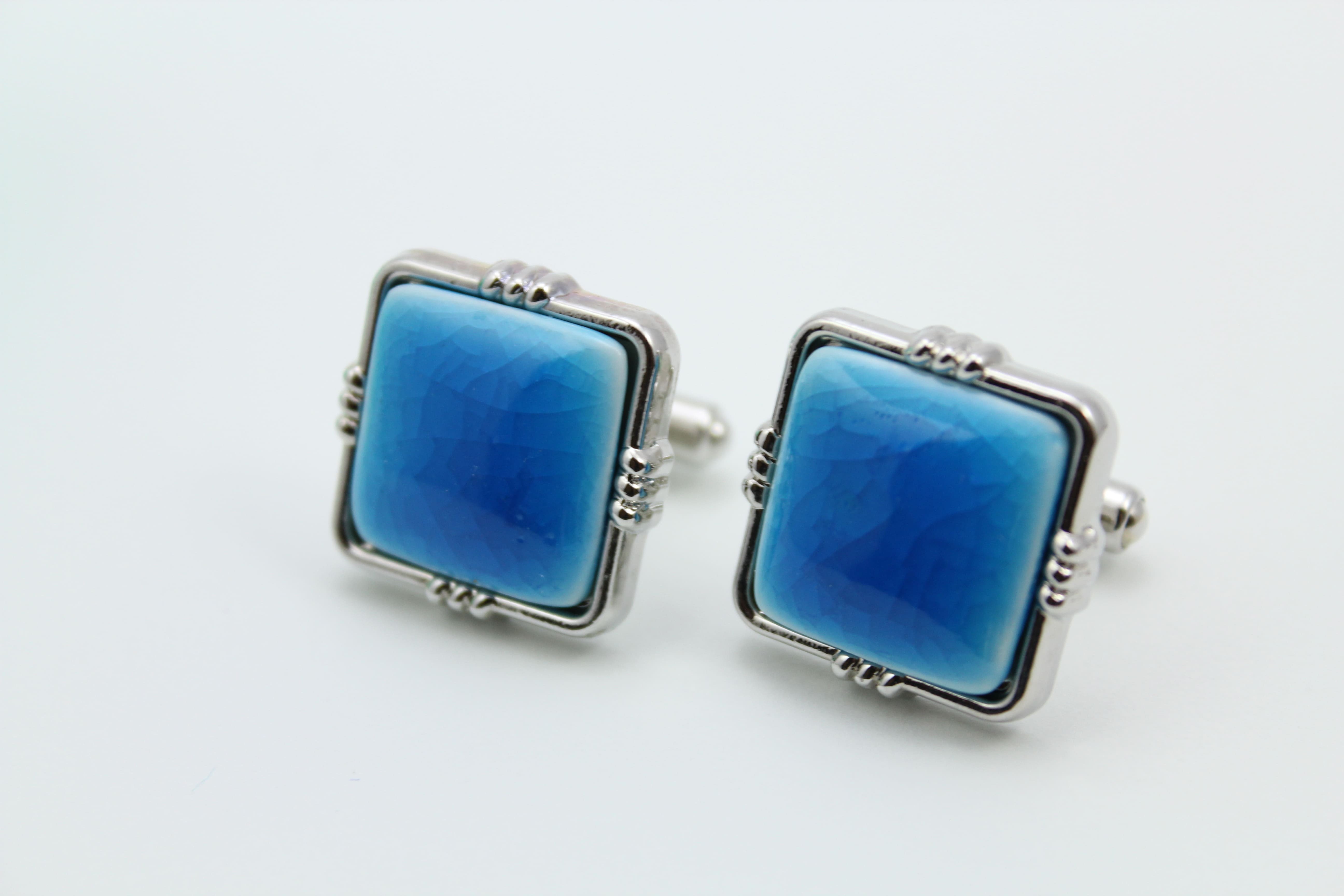 
            カフスボタン スカイブルー 有田焼アクセサリー二宮閑山 A24-152
          