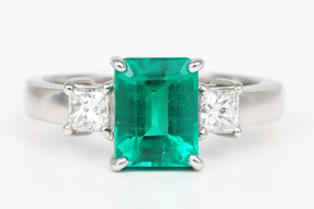 【ふるなび限定】【一点もの】エメラルド（2.08ct）ダイヤモンドプラチナリング　R124　K06147-H　FN-Limited-SP