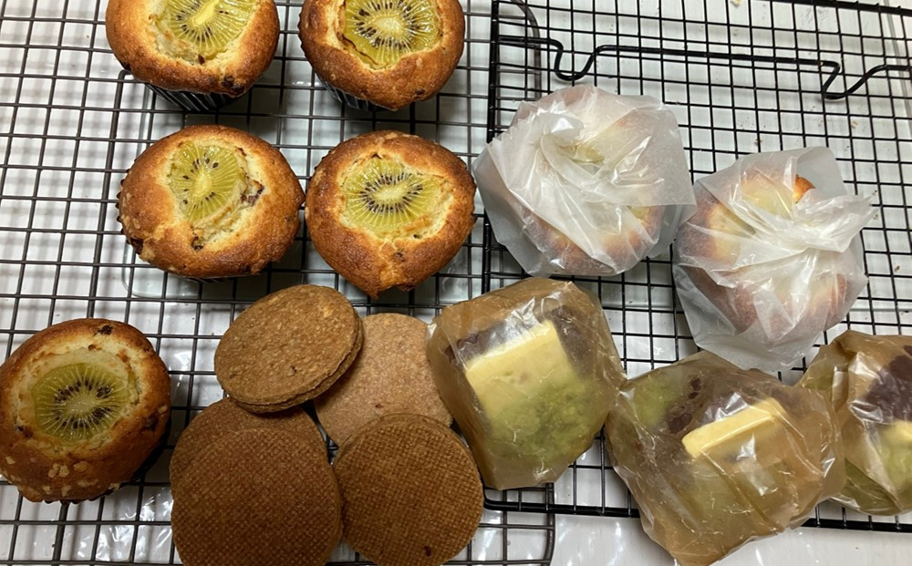 おやつのお店Lunettes(リュネット) 季節のマフィンと焼き菓子の詰め合わせ