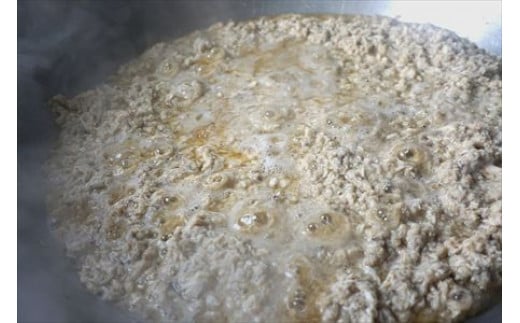 最小限の味付けで魚の旨味が増幅します。