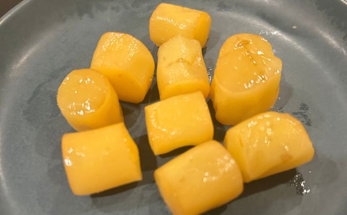 北海道チーズ 熟モッツァレラ ころスモーク 250g×2袋 【あしょろチーズ工房】 [BEAU014]