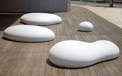 Drop B 椅子 イス インテリア オブジェ 置物