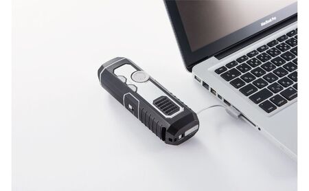 【防災】ポータブルマルチライト　多機能 LEDライト ラジオ 充電式ライト ダイナモ充電 USB充電 サイレン付き 懐中電灯 雑貨 日用品新潟県田上町