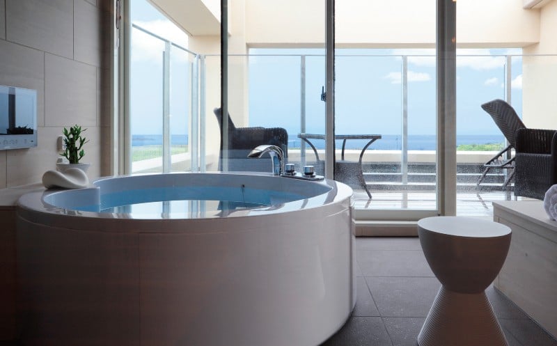 
            ホテル 宿泊券 10000円分 ブレスホテル 宿泊 宿泊補助券 ホテル 利用券 商品券 補助券 ギフト券 チケット 券 海 旅行 旅行チケット 旅行クーポン 観光トラベル 旅行 癒やし 贅沢 オーシャンビュー リゾート ほてる BREATH HOTEL 首都圏 神奈川 湘南 藤沢
          