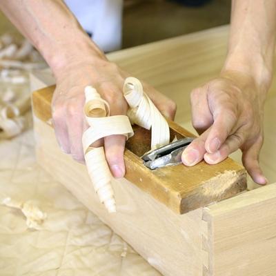 ふるさと納税 岸和田市 キャスター付き 桐製米びつ一合計量タイプ20kgサイズ |  | 03