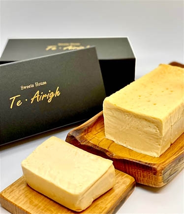 
                  森の蜂蜜のチーズテリーヌ ／ 濃厚 滑らか チーズケーキ 天然蜂蜜 スイーツ デザート 埼玉県 No.513
                
