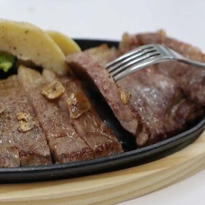 佐賀牛サーロインステーキ 計600g（約200g×3枚） / 牛肉 ブランド牛 / 佐賀県 / ふるさとの恵み（MM） [41AQAA021]