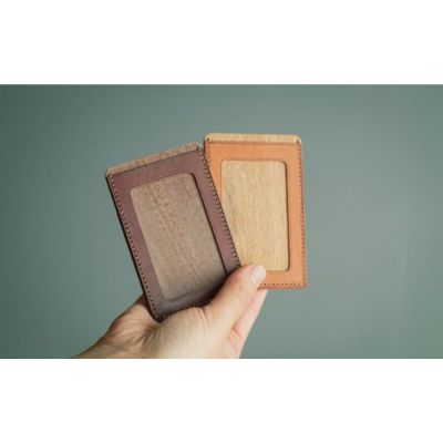 【ふるさと納税】木×革 パスケース 木製 革製品 定期入れ 定期ケース おしゃれ かわいい レザー 雑貨 ファッション雑貨 ファッション小物 日用品 ビジネス 長野 長野県 箕輪町