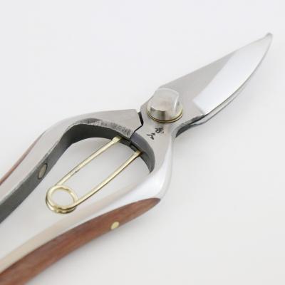 ふるさと納税 三条市 本鍛造 本鍛造剪定鋏SP bubinga T107 宗家秀久 [外山刃物]【042P024】 |  | 01