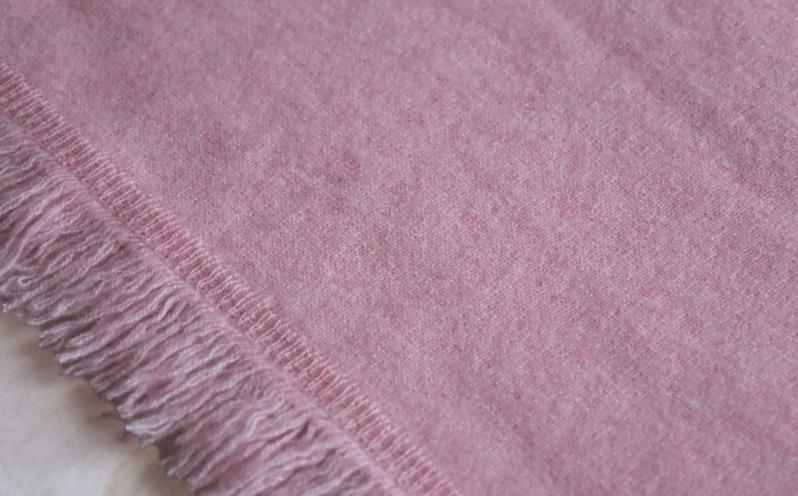 『Noble Fibre』100％カシミヤ・マフラー 桜色 G3330