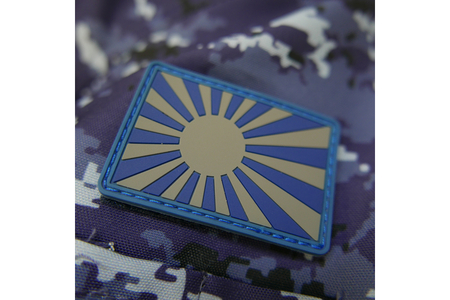 防寒ブルゾン (海上自衛隊デジタル迷彩柄) 2か所ワッペン付 (ウィングマーク・自衛艦旗) 3Lサイズ