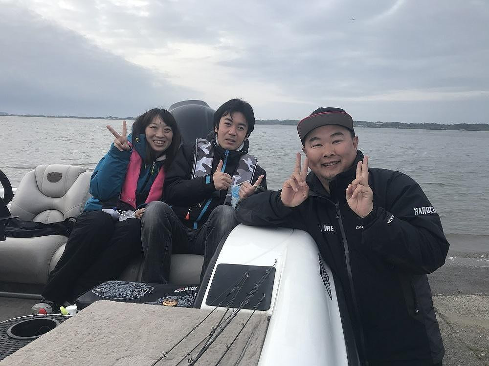 
霞ヶ浦ダンディー村川勇介と行く霞ヶ浦ボートフィシング体験チケット（２名様分）２時間コース
