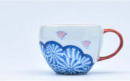 有田焼 雲千鳥 まるマグ 2個セット【まるぶん】食器 器 うつわ 磁器 陶磁器 カップ マグカップ ペアカップ 2個 セット ペア 千鳥 蛸唐草 縁起物 イエロー ピンク ブルー 電子レンジ対応 35