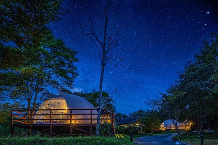 新見千屋温泉いぶきの里 グランピング・オートキャンプ場 利用券 20,000円分 （5,000円×4枚）