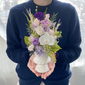 プリザーブドフラワーアレンジ【想～SOU～】春日部市 シュガーパイン【インテリア雑貨 贈答用 仏壇供養 母の日 記念品 高級感 長持ち 彩り 手作業】 [AJ083-2]