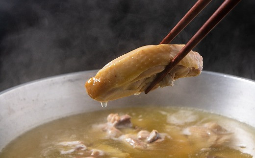 奥様もうっとり♪平飼い鶏の濃厚白濁スープ博多水炊き（4～5人前）[H4286]