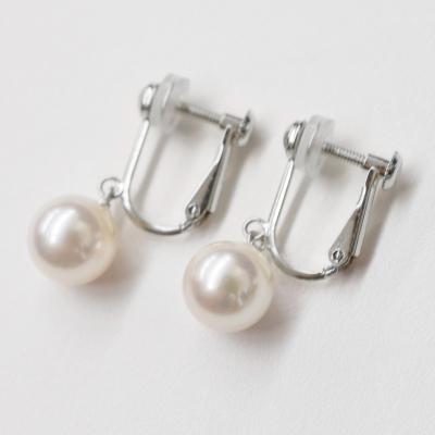 ふるさと納税 天草市 8-8.5mm あこや真珠 パールイヤリング H:シリコン小 K14WG ブラ_S085-335A |  | 01