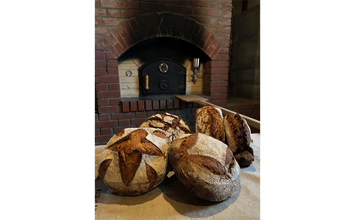 薪窯パン 有機コラサン 3個 【 農家パン VERUM 】 ／ パン ぱん ブレッド ベーカリー 古代小麦 薪窯 薪窯焼き 薪窯焼 石窯パン 石窯 卵不使用 乳製品不使用 乳不使用