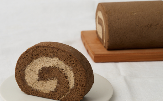 【プレミアム米粉ロールケーキ】焙煎ほうじ茶ロール 2本セット【グルテンフリー 誕生日 ギフト 洋菓子 焼菓子 ほうじ茶】(H053311)