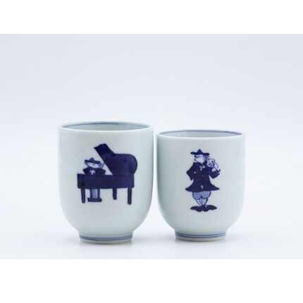 音楽好きなお二人に♪ ハーモニー湯呑ペアセット しん窯・青花 A21-11