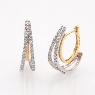 ふるさと納税 甲府市 PT900/K18 0.30ct ダイヤモンド ピアス　FFP-000338 |  | 01