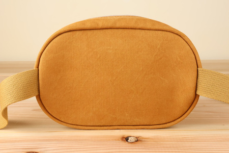 ボディバッグ エッグ [アトリエSASSA 富山県 朝日町 34310572-cm×gb] 