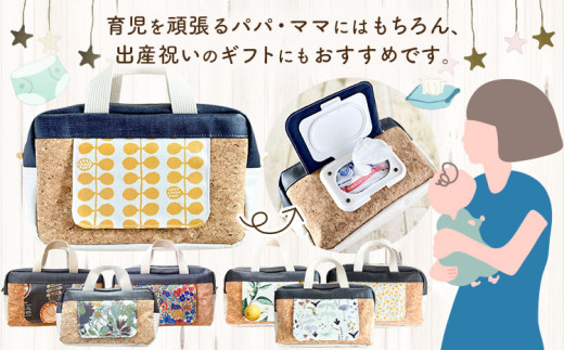 おしりふきがさっと取り出せるおむつポーチ 	ウォーターバード柄 handmade BABY MINKY《60日以内に出荷予定(土日祝除く)》千葉県 流山市 ギフト プレゼント ハンドメイド ポーチ 赤