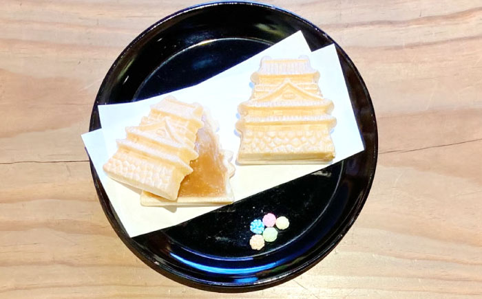 岩村城最中 18個入り / 最中 もなか お菓子 和菓子 / 恵那市 / かめや菓子舗 [AUAZ013]