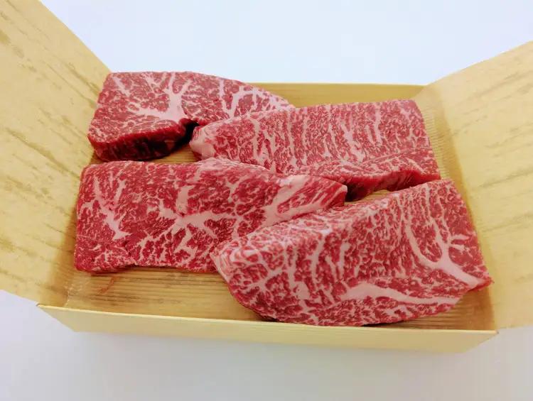 近江牛 イチボ ステーキ 500g（3～4枚）
