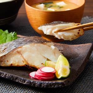 知床羅臼の魚 おすすめセット8点盛り｜魚 鱈 鮭 ほっけ カレイ こまい