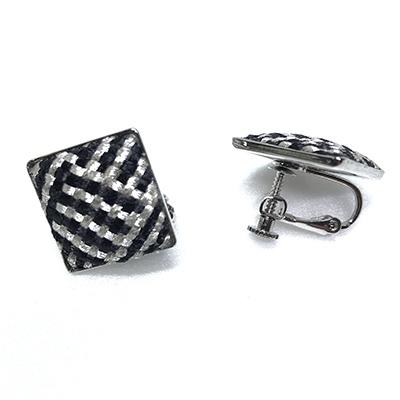 ふるさと納税 伊賀市 (組紐)イヤリング　角張　黒銀 |  | 02