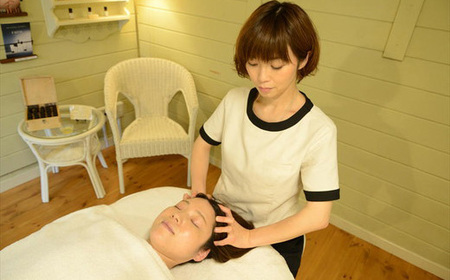 Relax＆Beauty akubi エステ利用券(15,000円分) | 利用券 エステ券 アロマ リラクゼーション 〔Ｅ-28〕