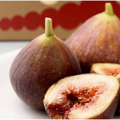 【先行受付】福岡限定!ブランドいちじく「とよみつひめ」約300g×4パック(大野城市)【配送不可地域：離島・北海道・沖縄県・東北】