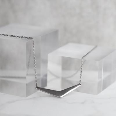 ふるさと納税 弥彦村 純チタンバーネックレス(V字)42cm